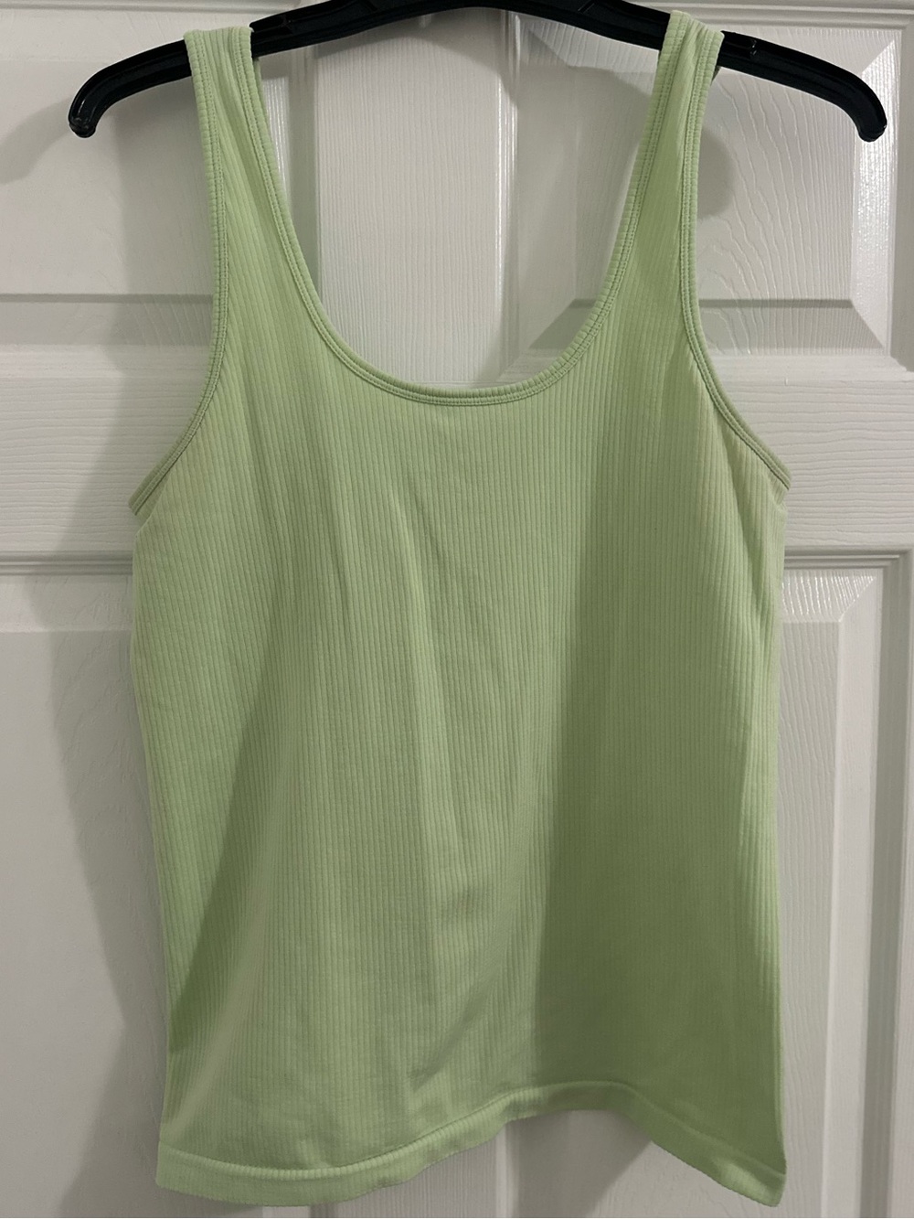 Athleta Ribbed Tank Top Size Large Light Green Scoop Neck